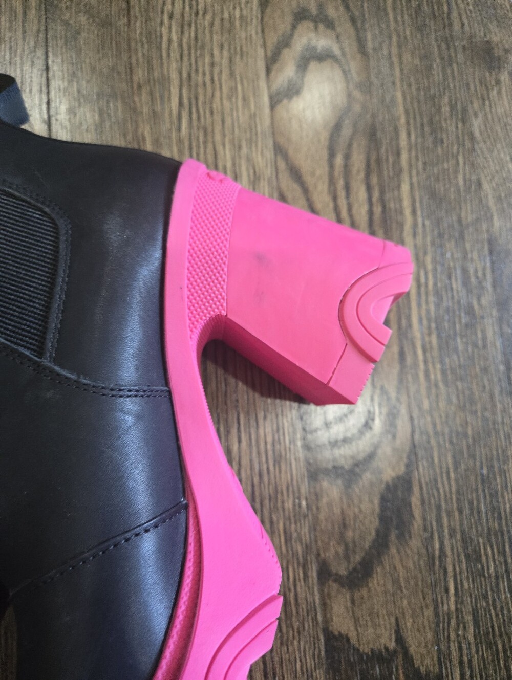 Sorel Brex Heel Platform Chelsea Bootie Black And Pink Size 9 - Picture 6 of 10